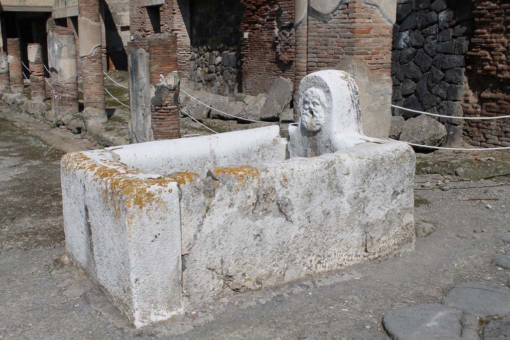 Decumanus Maximus, Herculaneum, October 2014.  Fountain decorated with head of Hercules, from fountain on east end of the Decumanus Maximus. Photo courtesy of Michael Binns.
