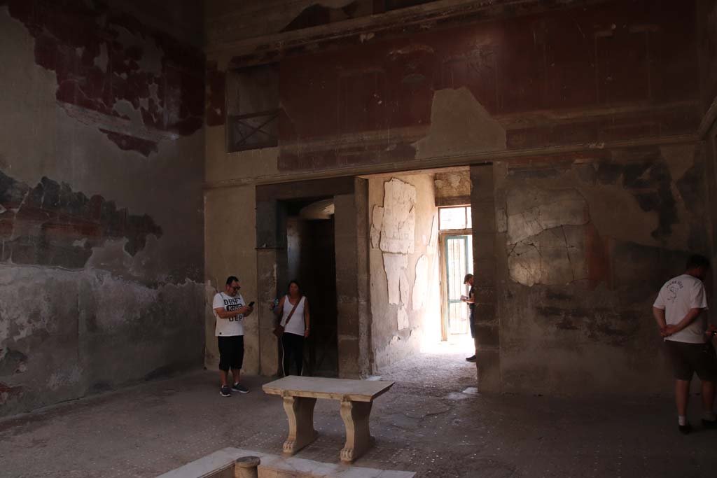 III.11 Herculaneum. September 2019. Room 6, looking towards north-east corner of atrium.
The doorway to room 2 is on the left, next to the entrance corridor. Photo courtesy of Klaus Heese.

