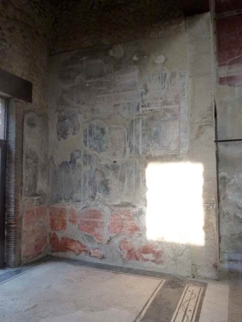 III.11 Herculaneum. October 2012. Room 9, north wall of tablinum. Photo courtesy of Michael Binns.
