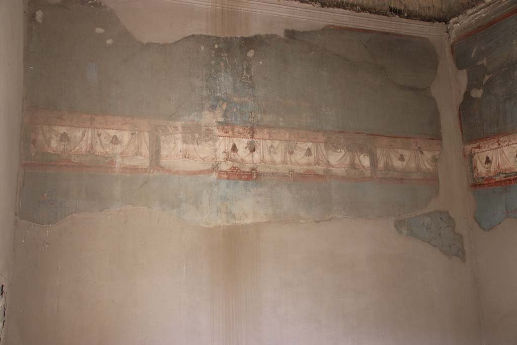 Ins. V 35, Herculaneum, September 2015. Diaeta 6, south wall. 
