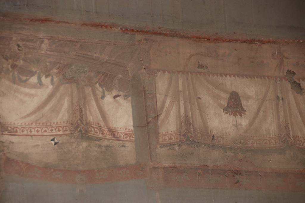 V.35 Herculaneum, September 2017. Diaeta 6, south wall, centre of east end. Photo courtesy of Klaus Heese.