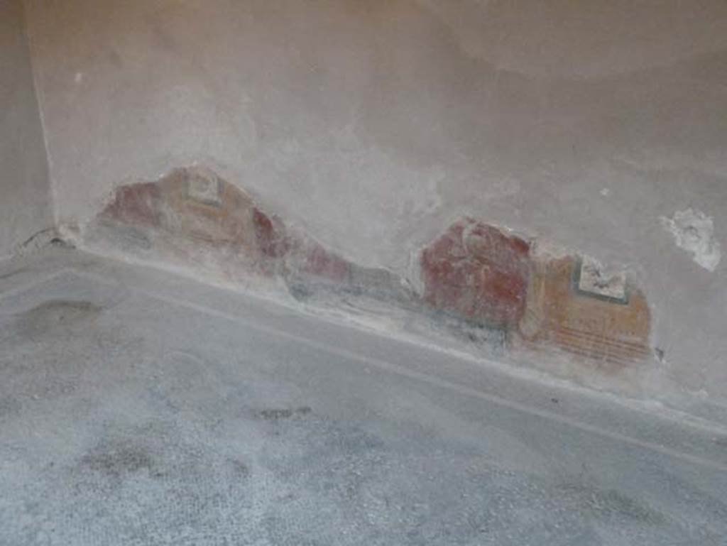 V.35 Herculaneum. October 2020. Diaeta 6, north end of west wall. Photo courtesy of Klaus Heese.