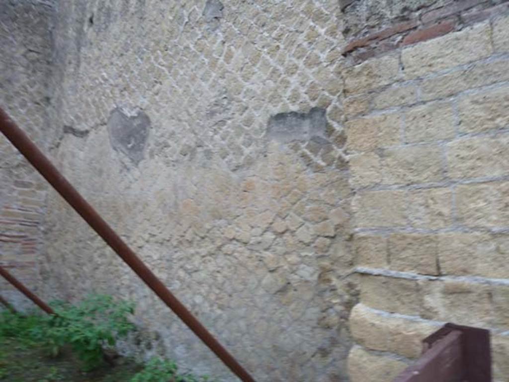 Ins. Orientalis II.11, Herculaneum. September 2015. South wall of shop-room. The latrine was in the south-west corner of the shop-room.

