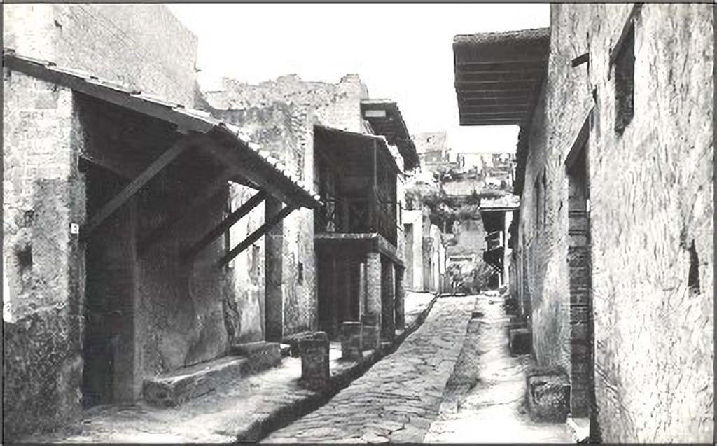 Cardo IV Inferiore, Herculaneum. Undated postcard entitled “Veduta d’un cardine”.
Looking north between Ins. III, on left, and Ins. IV, 2/1 on right. Photo courtesy of Peter Woods.
