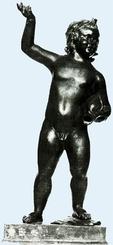 Villa dei Papiri, Herculaneum. Bronze statuette of a putto.
Found in 1751, at south west corner.
Now in Naples Archaeological Museum. Inventory number 5032.
