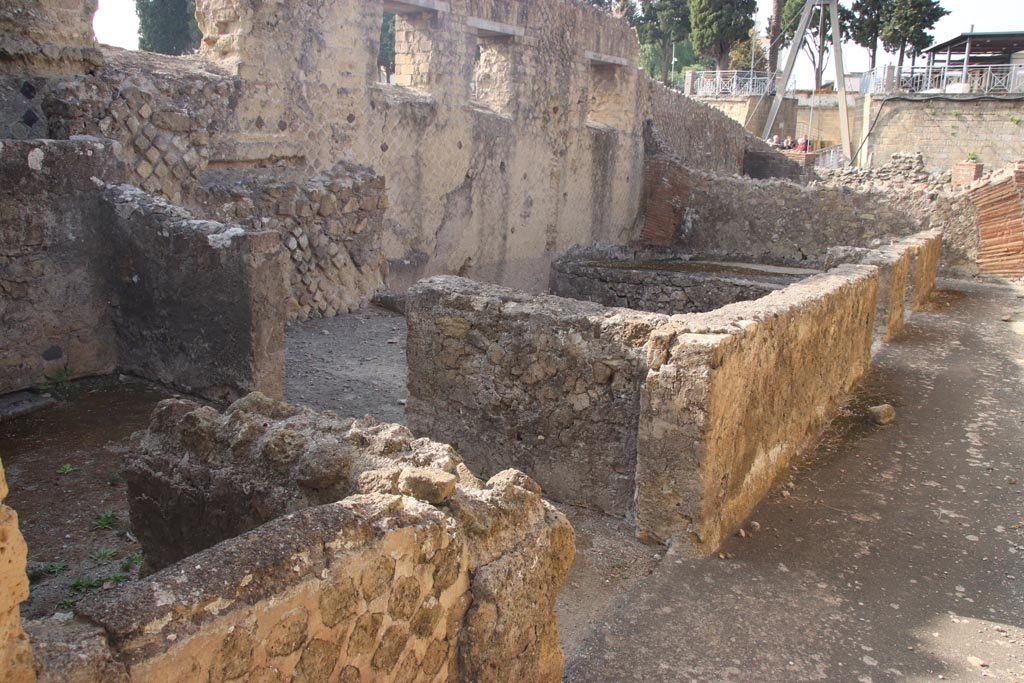 II.1 Herculaneum, September 2015.  Steps to corridor in north-west corner of atrium. 
