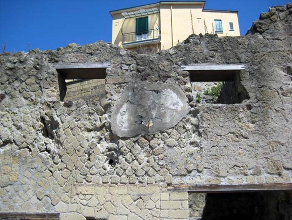 II.5 Herculaneum. June 2011. Exterior upper façade. Photo courtesy of Sera Baker.