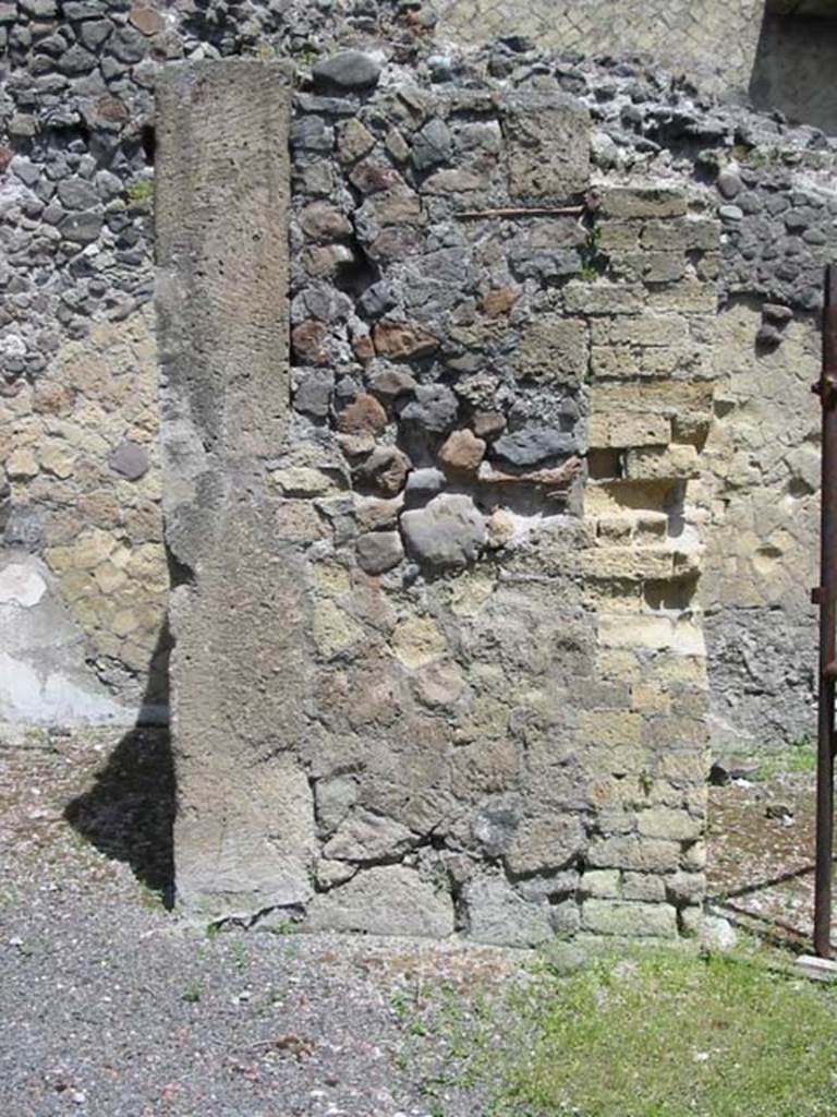 IV.6, Herculaneum, May 2003. North wall of room 8, second atrium;, pilaster between rooms 7 and 9. 
Photo courtesy of Nicolas Monteix.
