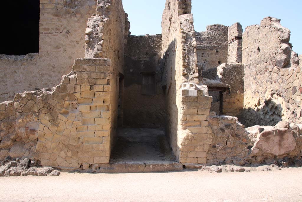 IV.11, Herculaneum, September 2021. Looking south to entrance doorway. Photo courtesy of Klaus Heese.

