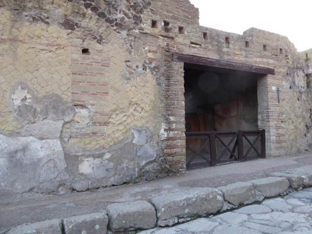 Decumanus Inferiore, Herculaneum. September 2015. South side of roadway, with entrance to IV.14, on right.  Photo courtesy of Michael Binns.
