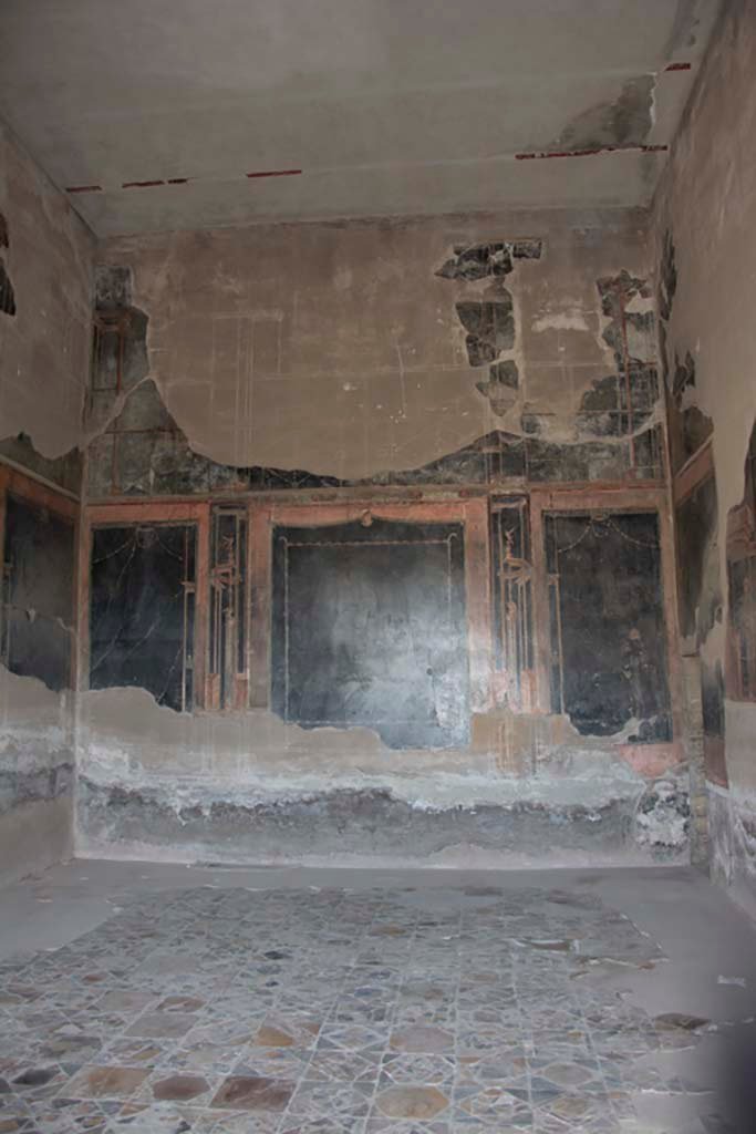 IV.21 Herculaneum. March 2019. Triclinium 5, north wall.
Foto Annette Haug, ERC Grant 681269 DÉCOR.
