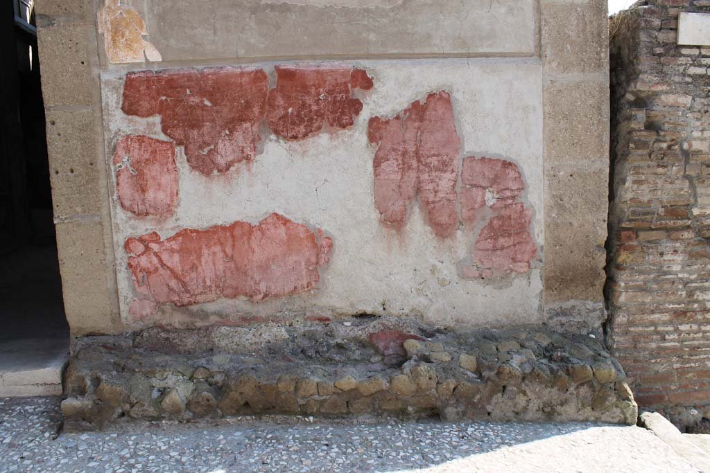 V.1,Herculaneum,  October 2014. Looking east to entrance doorway. Photo courtesy of Michael Binns.
