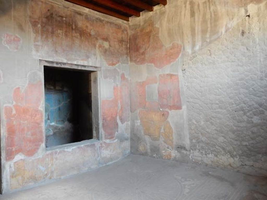 V.1, Herculaneum. May 2018. Room 6, looking towards north-east corner. Photo courtesy of Buzz Ferebee.