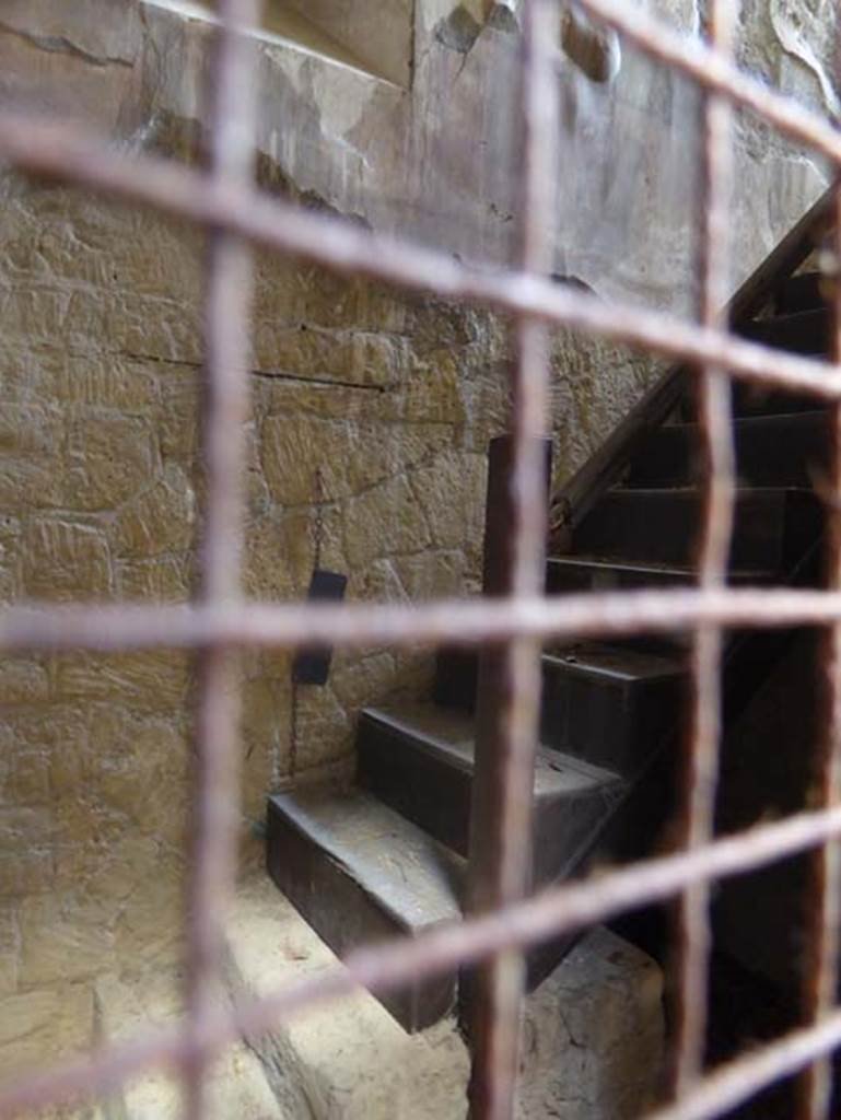 V.1, Herculaneum, October 2014. Room 9, base of stairs visible through doorway.
Photo courtesy of Michael Binns.
