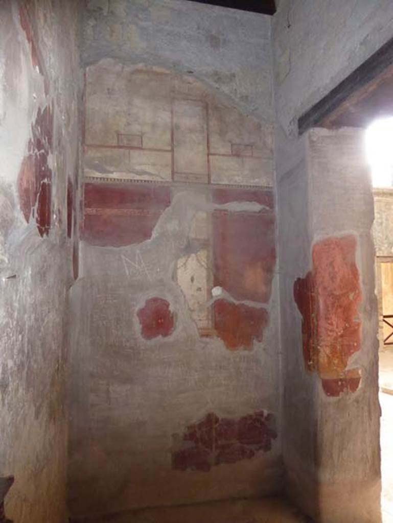 V.1, Herculaneum, October 2014. Room 4, looking towards east wall. Photo courtesy of Michael Binns.
