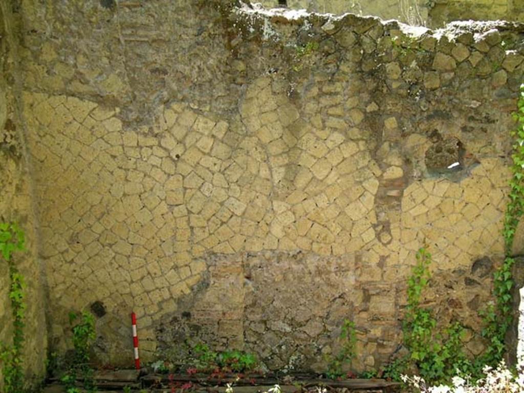 V.4, Herculaneum, May 2004. Room I, looking towards south wall. Photo courtesy of Nicolas Monteix.