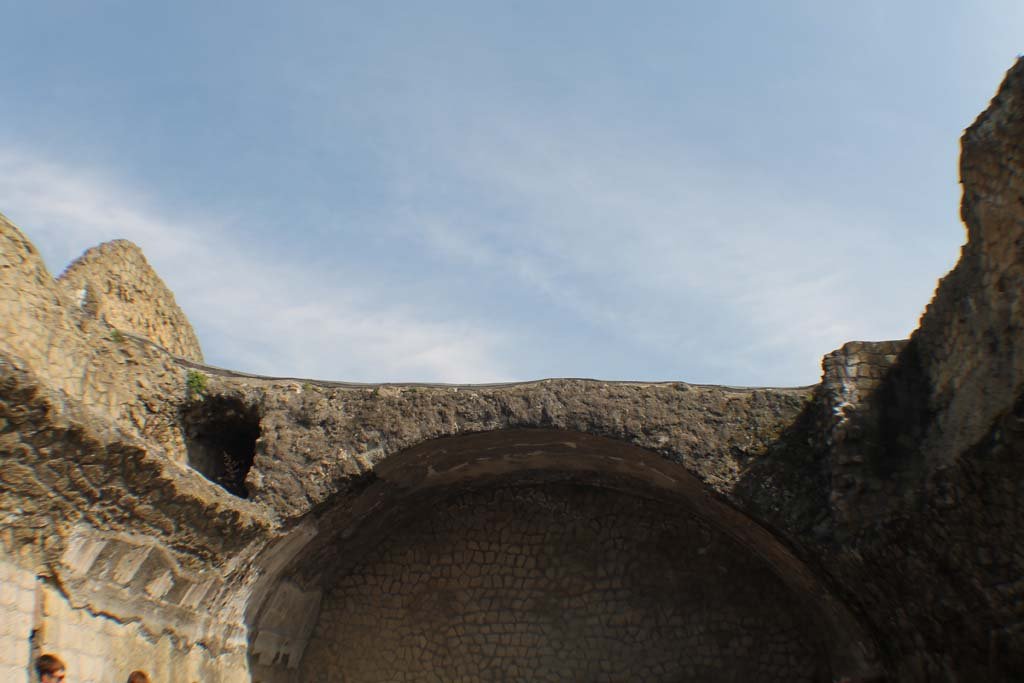 VI.1/7, Herculaneum. March 2014. Upper north end of caldarium.
Foto Annette Haug, ERC Grant 681269 DÉCOR
