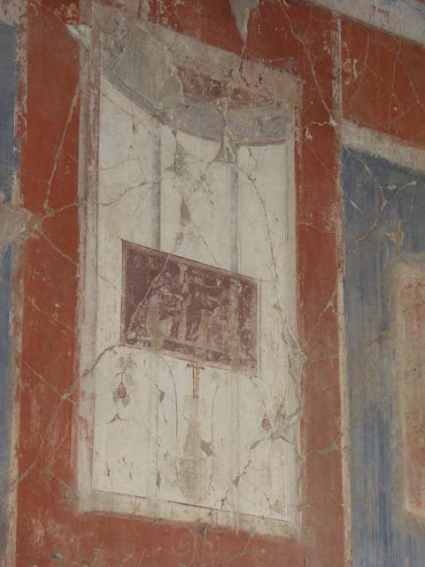 Ins. VI 16, Herculaneum, September 2015. Upper central painting from east wall.