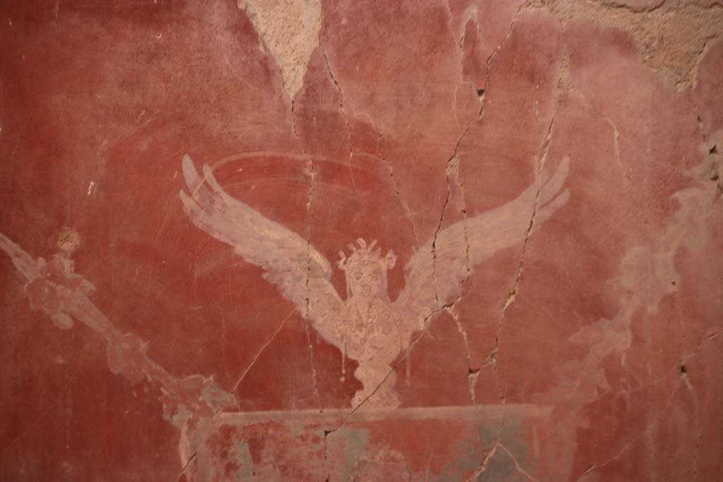 VI.29 Herculaneum. October 2020. Room 7, oecus, detail from the east (right) end of the north wall. Photo courtesy of Klaus Heese.