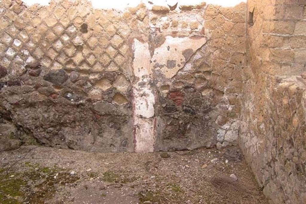 VI.29, Herculaneum. April 2002. Room 12, north wall at east end. Photo courtesy of Nicolas Monteix.


