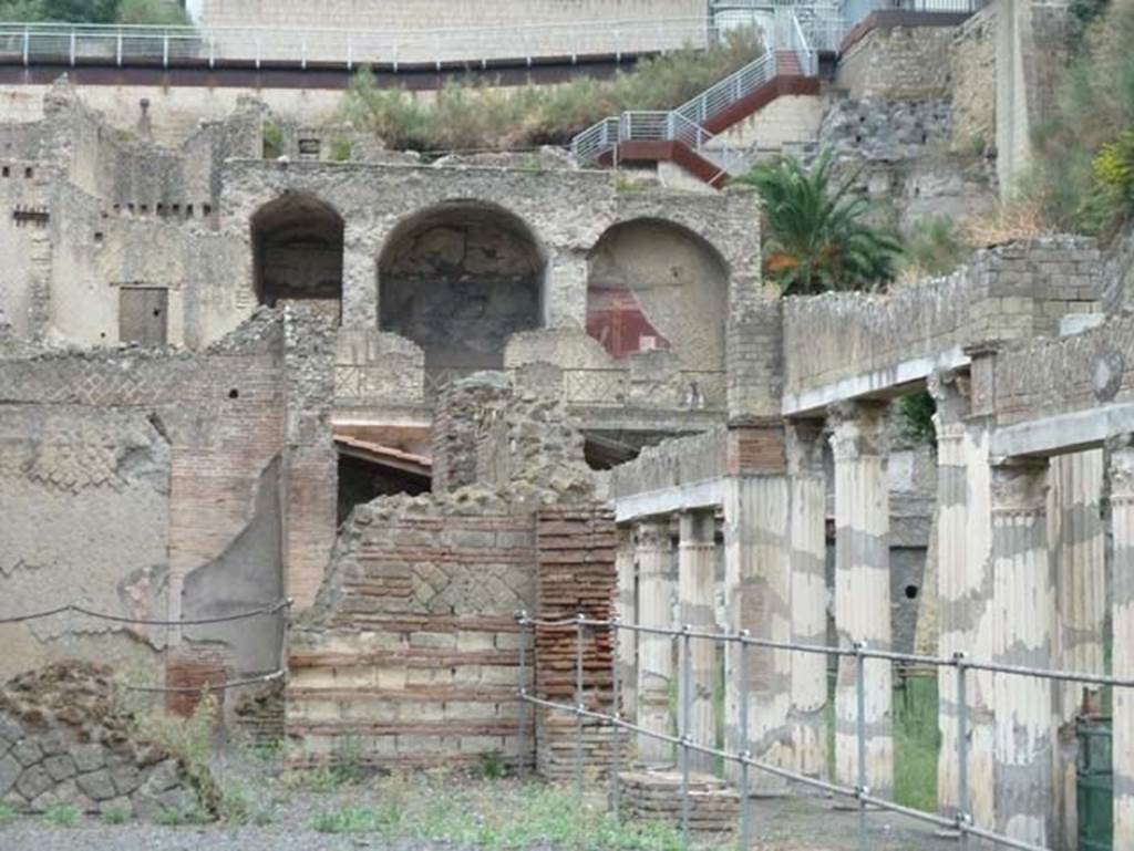 Ins. Orientalis II 4, Herculaneum, September 2015. Looking north towards upper terrace, which would have overlooked the Palaestra. 