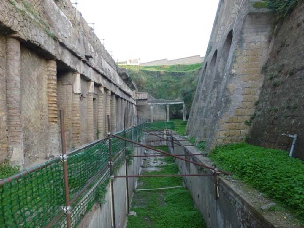 Ins. Orientalis II 4, Herculaneum, October 2012. Looking east along the long rectangular basin on the south side of the cryptoporticus.  Photo courtesy of Michael Binns.

