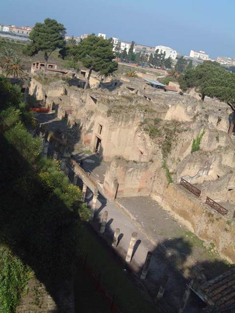 Ins. Orientalis II 4, Herculaneum, May 2001. Looking south-west from entrance roadway above the Palaestra.  Photo courtesy of Current Archaeology.
