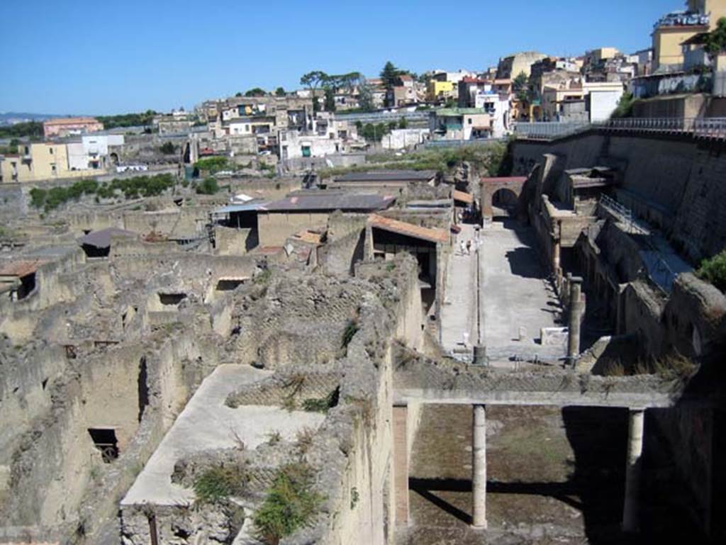 Herculaneum, June 2011. Looking west across site at northern end, from access roadway bridge. Photo courtesy of Sera Baker.