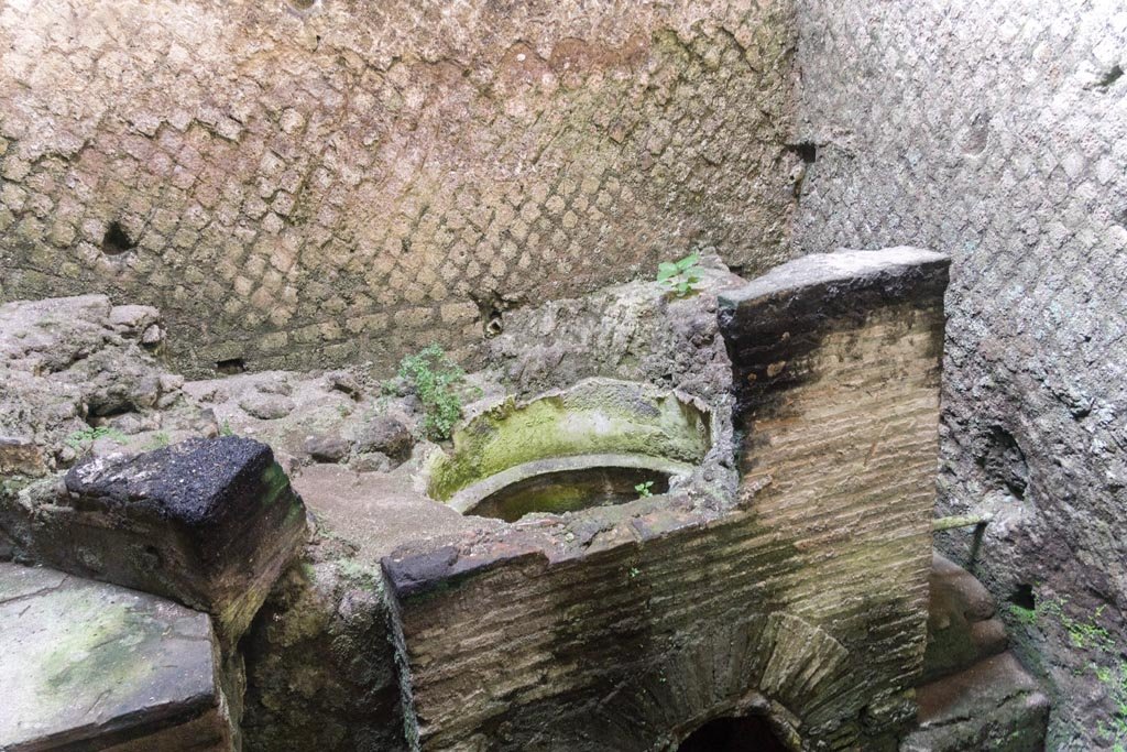 Herculaneum Suburban Baths. October 2023. Top of furnace. Photo courtesy of Johannes Eber. 

