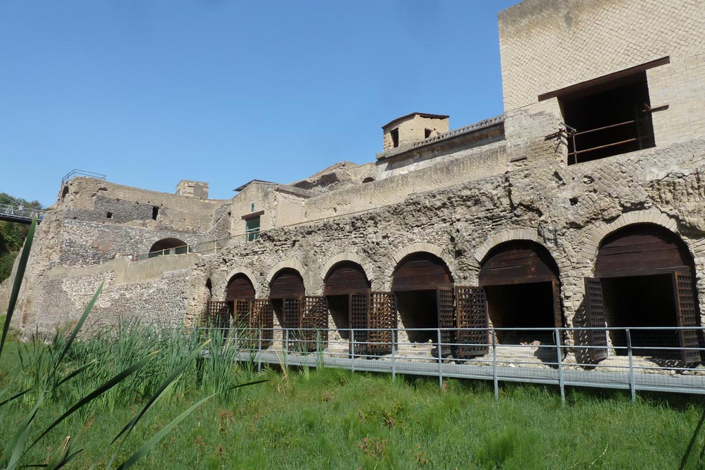 Herculaneum, September 2014. Looking towards “boatsheds” below the Sacred Area. Photo courtesy of Larry Turner.
