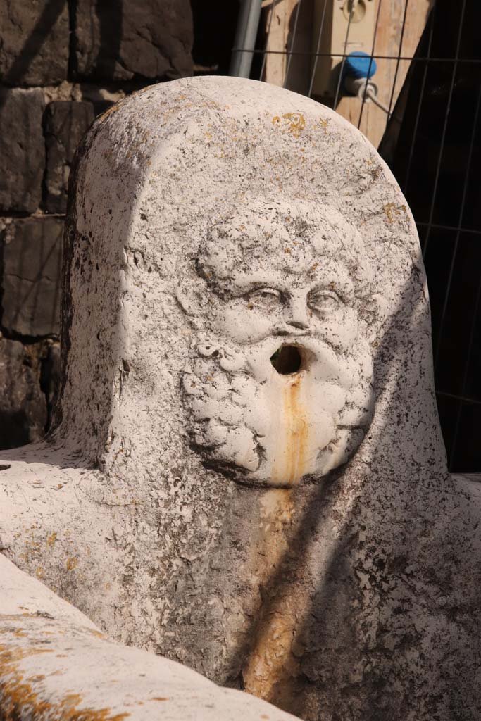 Decumanus Maximus, east end. October 2020. 
Fountain decorated with head of Hercules. Photo courtesy of Klaus Heese.
