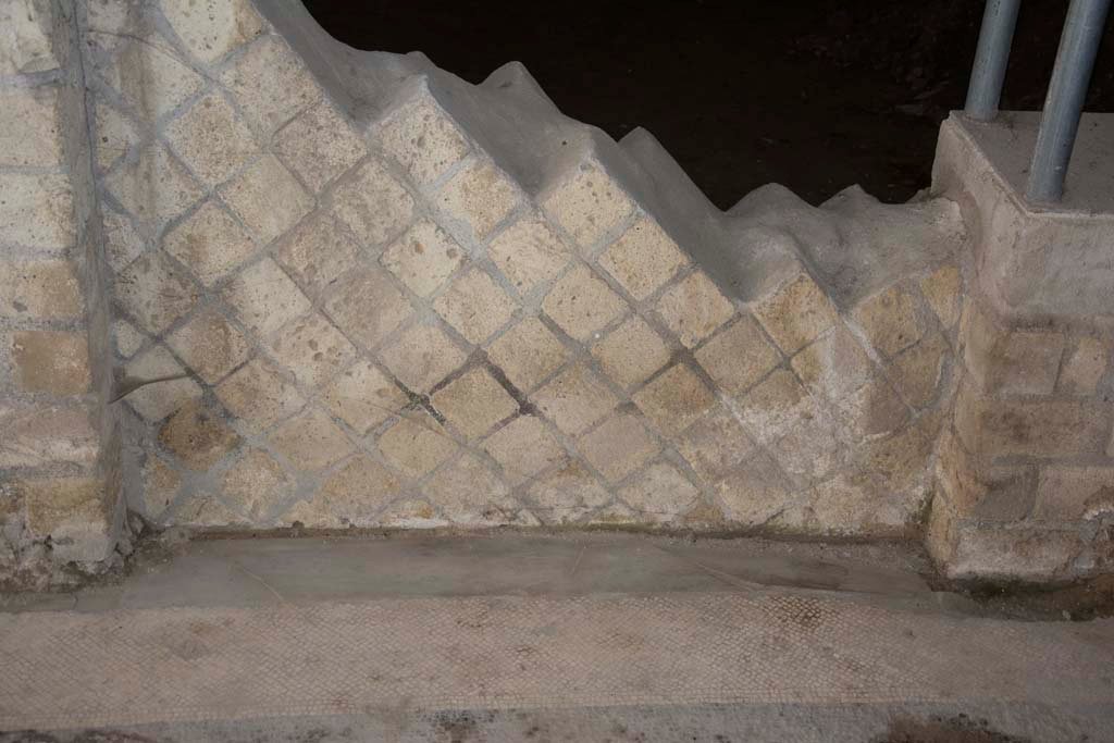 Villa dei Papiri, March 2019. Room (c), atrium, recess in west wall.
Foto Annette Haug, ERC Grant 681269 DÉCOR.


